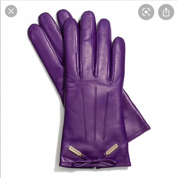 Coach Accessories - Authentic leather gloves